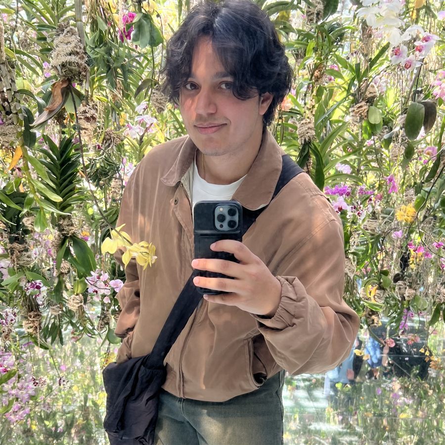 Photo of Ruslan Manoharan